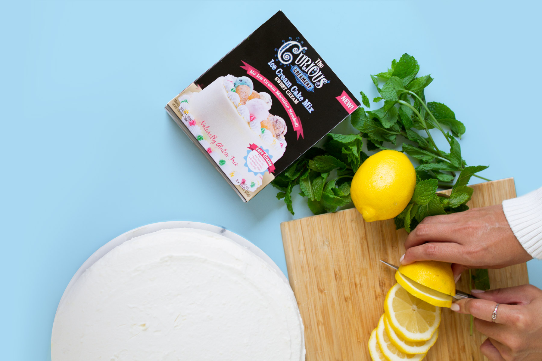 Fuze-Branding-Curious-Creamery-DIY-Ice-Cream-Cake-Decorating-Slicing-Lemons-Product-Lifestyle-Photography